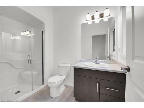 35 Willson Drive, Thorold, ON - Indoor Photo Showing Bathroom