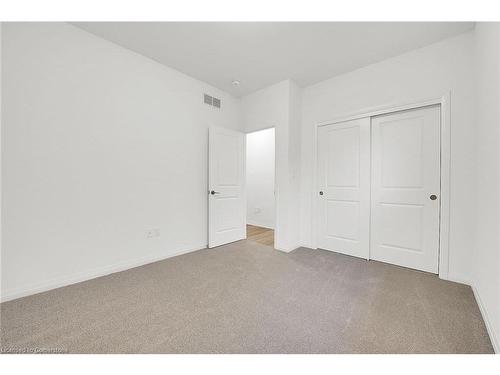 35 Willson Drive, Thorold, ON - Indoor Photo Showing Other Room