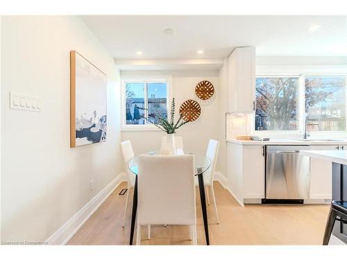 30 Angus Road, Hamilton, ON - Indoor Photo Showing Kitchen With Stainless Steel Kitchen With Upgraded Kitchen