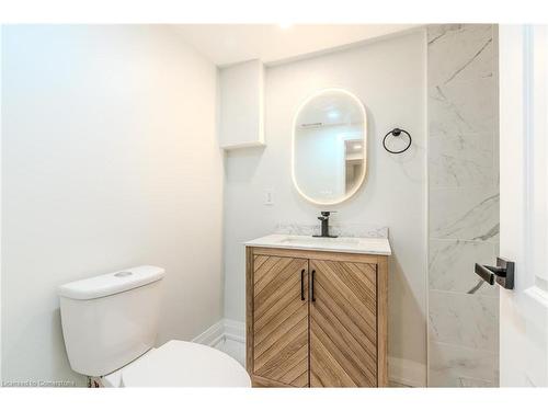 30 Angus Road, Hamilton, ON - Indoor Photo Showing Bathroom