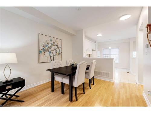 682 Summers Common, Burlington, ON - Indoor Photo Showing Dining Room