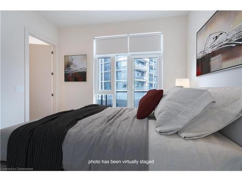 76-10 Windward Drive, Grimsby, ON - Indoor Photo Showing Bedroom