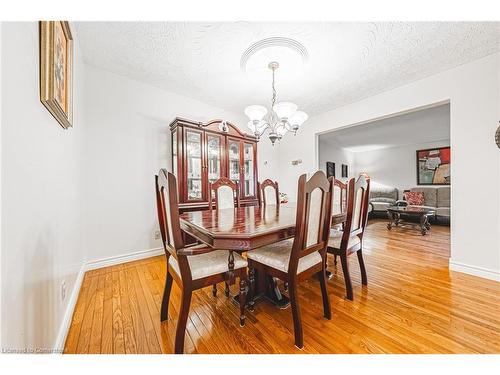 5100 White Church Road, Glanbrook, ON - Indoor Photo Showing Dining Room