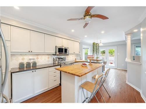 24 Furrows End, Brampton, ON - Indoor Photo Showing Kitchen