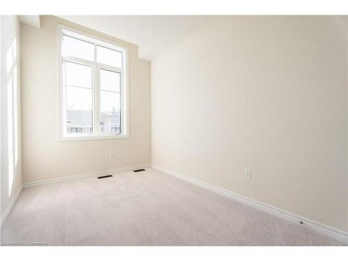 1405 Oakmont Common, Burlington, ON - Indoor Photo Showing Other Room