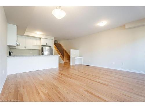 1405 Oakmont Common, Burlington, ON - Indoor Photo Showing Kitchen