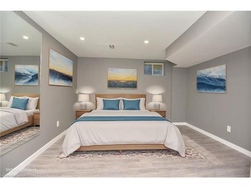 Lower-97 Gatestone Drive, Stoney Creek, ON - Indoor Photo Showing Bedroom