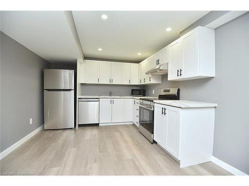 Lower-97 Gatestone Drive, Stoney Creek, ON - Indoor Photo Showing Kitchen