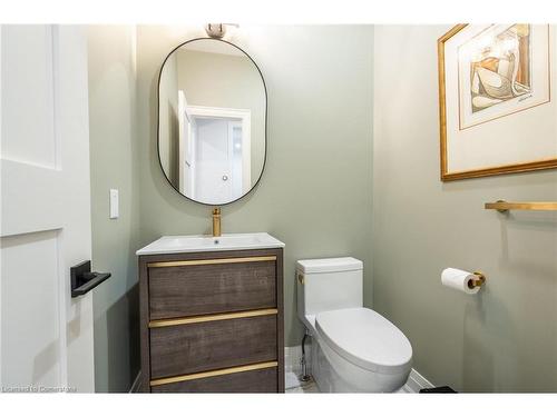 2356 Norland Drive, Burlington, ON - Indoor Photo Showing Bathroom