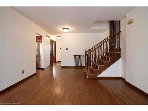 37 Kinross Street, Caledonia, ON - Indoor Photo Showing Other Room