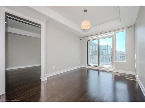 808-3500 Lakeshore Road W, Oakville, ON - Indoor Photo Showing Other Room