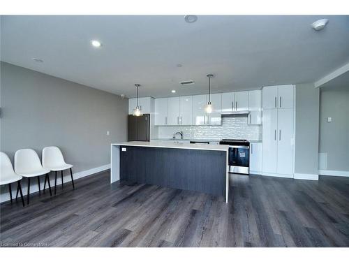 2112-15 Queen Street S, Hamilton, ON - Indoor Photo Showing Kitchen With Stainless Steel Kitchen With Upgraded Kitchen