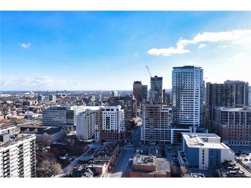 2112-15 Queen Street S, Hamilton, ON - Outdoor With View