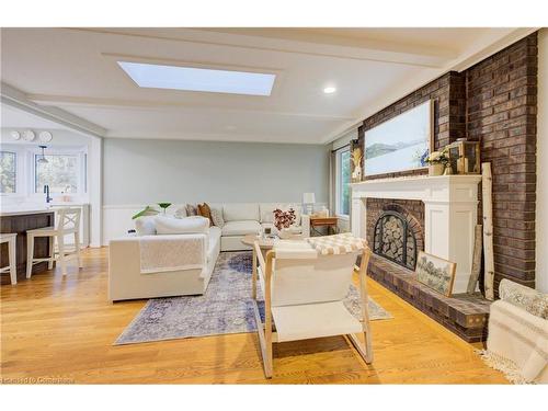 2013 Kingsbridge Court, Burlington, ON - Indoor Photo Showing Living Room With Fireplace