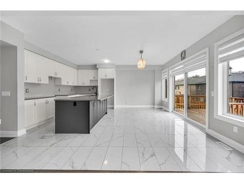 1055 Edinburgh Drive, Woodstock, ON - Indoor Photo Showing Kitchen