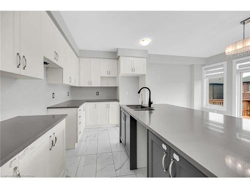 1055 Edinburgh Drive, Woodstock, ON - Indoor Photo Showing Kitchen With Double Sink