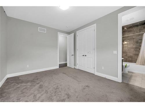 1055 Edinburgh Drive, Woodstock, ON - Indoor Photo Showing Other Room