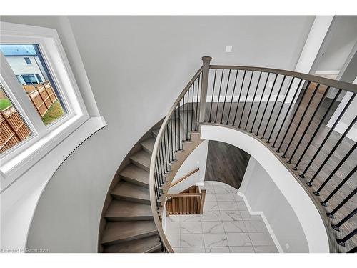 1055 Edinburgh Drive, Woodstock, ON - Indoor Photo Showing Other Room