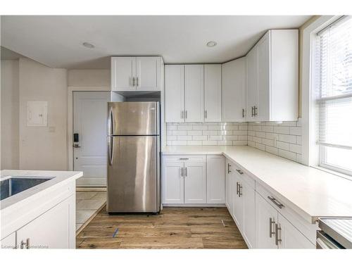 2-48 Shaw Street, Hamilton, ON - Indoor Photo Showing Kitchen