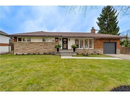 685 Iroquois Avenue, Ancaster, ON - Outdoor