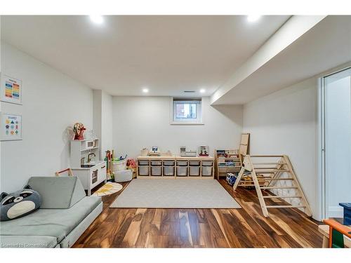 685 Iroquois Avenue, Ancaster, ON - Indoor Photo Showing Basement