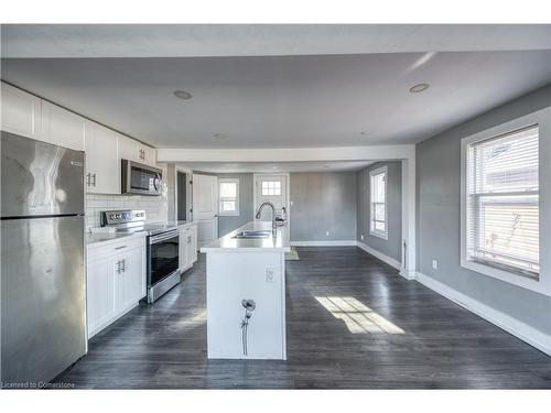 3-48 Shaw Street, Hamilton, ON - Indoor Photo Showing Kitchen With Double Sink