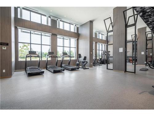 307-405 Dundas Street W, Oakville, ON - Indoor Photo Showing Gym Room