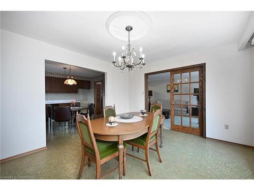 49 Christopher Drive, Hamilton, ON - Indoor Photo Showing Dining Room