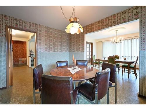 49 Christopher Drive, Hamilton, ON - Indoor Photo Showing Dining Room