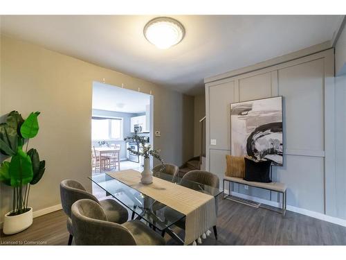 381 Herkimer Street, Hamilton, ON - Indoor Photo Showing Kitchen