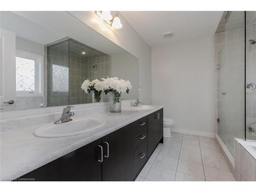 4021 Cachet Court, Beamsville, ON - Indoor Photo Showing Bathroom