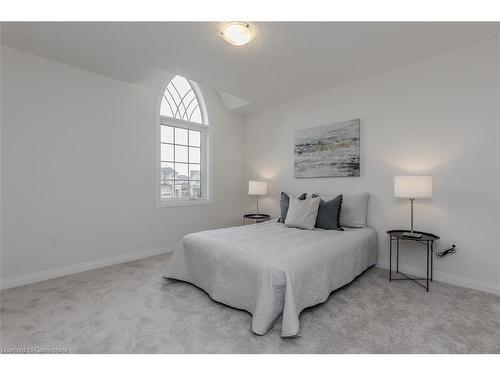 4021 Cachet Court, Beamsville, ON - Indoor Photo Showing Bedroom