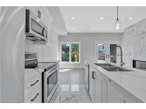 86 Beland Avenue N, Hamilton, ON - Indoor Photo Showing Kitchen With Double Sink With Upgraded Kitchen