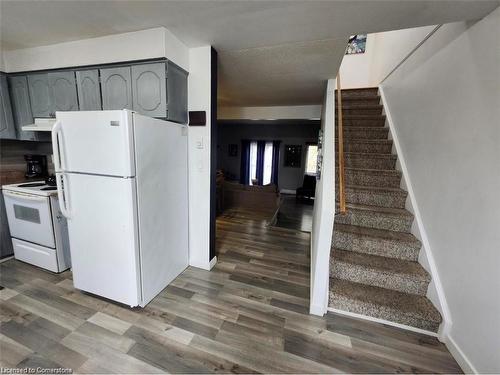 17-6 Loconder Drive, Hamilton, ON - Indoor Photo Showing Kitchen