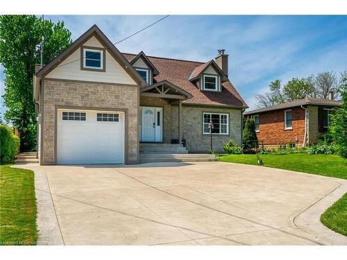 3324 Homestead Drive, Mount Hope, ON - Outdoor With Facade