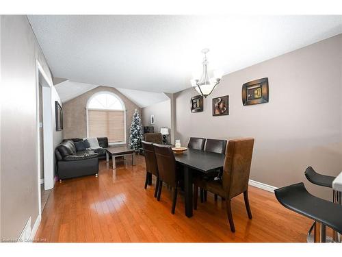 71 Morgan Drive, Caledonia, ON - Indoor Photo Showing Dining Room