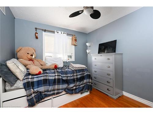 71 Morgan Drive, Caledonia, ON - Indoor Photo Showing Bedroom