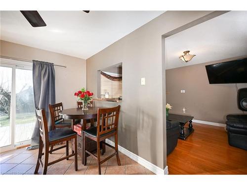 71 Morgan Drive, Caledonia, ON - Indoor Photo Showing Dining Room