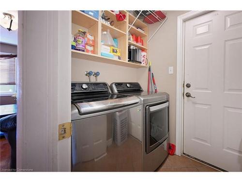 71 Morgan Drive, Caledonia, ON - Indoor Photo Showing Laundry Room