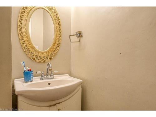 171 Owen Street, Simcoe, ON - Indoor Photo Showing Bathroom