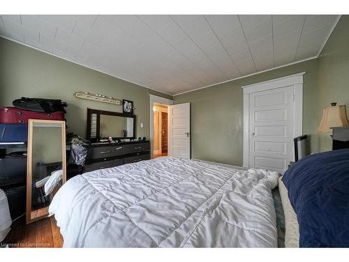 171 Owen Street, Simcoe, ON - Indoor Photo Showing Bedroom