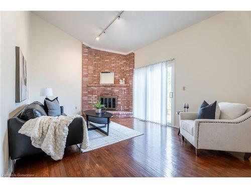 54 Goldcrest Drive, Stoney Creek, ON - Indoor Photo Showing Living Room With Fireplace