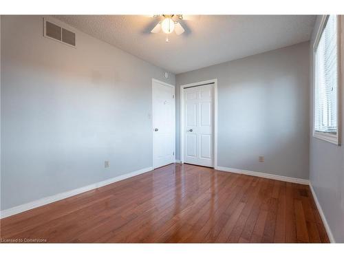 54 Goldcrest Drive, Stoney Creek, ON - Indoor Photo Showing Other Room