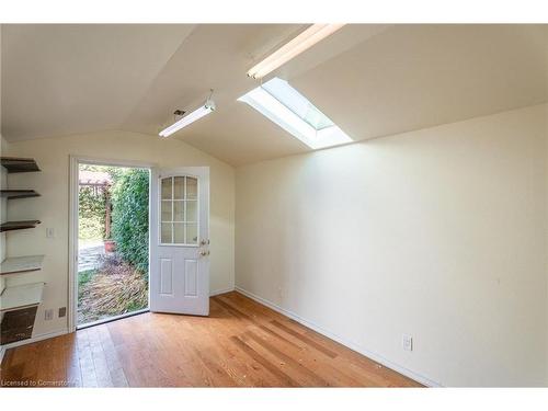 54 Goldcrest Drive, Stoney Creek, ON - Indoor Photo Showing Other Room