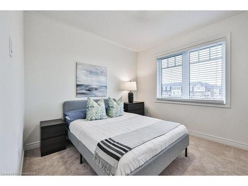 3110 Michelangelo Road, Burlington, ON - Indoor Photo Showing Bedroom