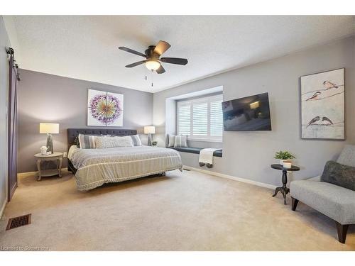 5160 Ridgewell Road, Burlington, ON - Indoor Photo Showing Bedroom