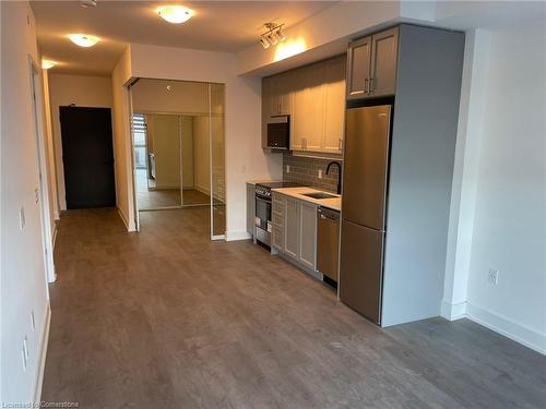 225-2343 Khalsa Gate, Oakville, ON - Indoor Photo Showing Kitchen