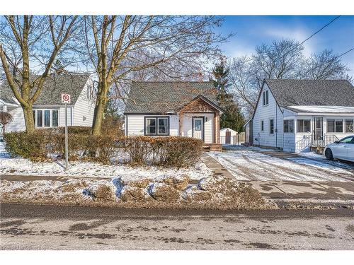 38 Oak Street, Stratford, ON - Outdoor