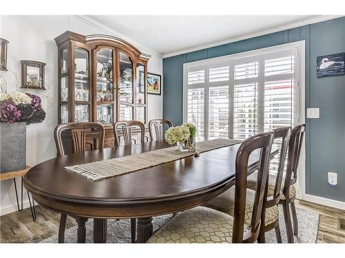 17 Silver Aspen Drive, Selkirk, ON - Indoor Photo Showing Dining Room