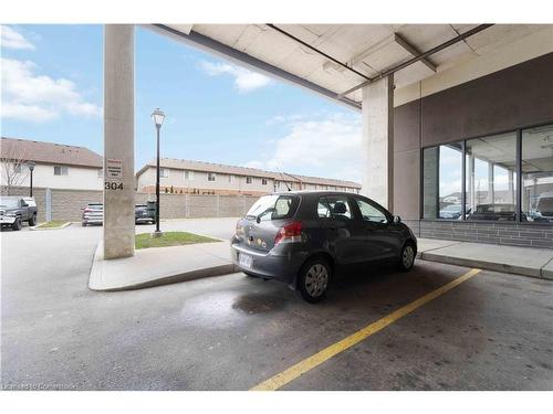 304-550 North Service Road, Grimsby, ON - Outdoor With Exterior